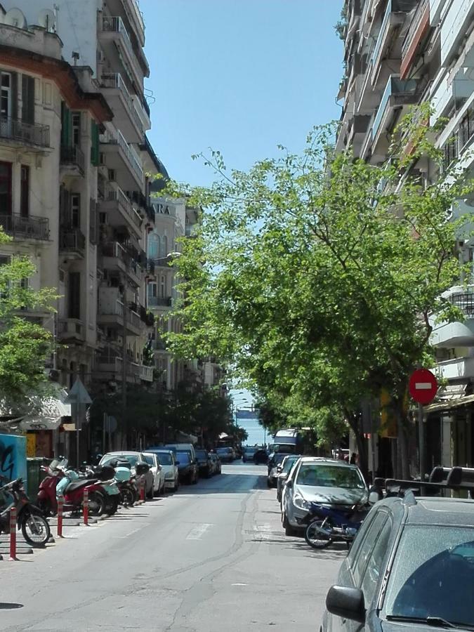 Mini Central Studio Thessaloniki Exterior photo